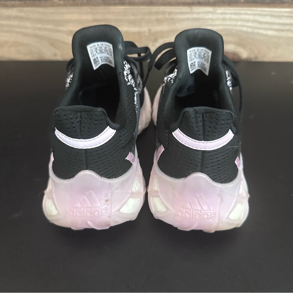 Adidas Ultra Boost 5.0 DNA Pink Black Womens 7.5 Athleisure Sneakers Gym Shoes - Picture 3 of 9